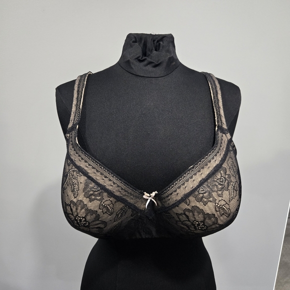 🐢 Cacique Modern Lace Covered Bra. 44DD - Picture 1 of 11